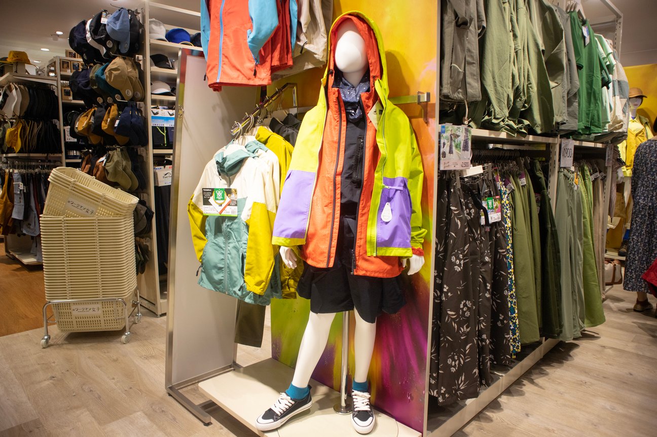 若年層への訴求を狙う「#ワークマン女子 横浜ビブレ店」
