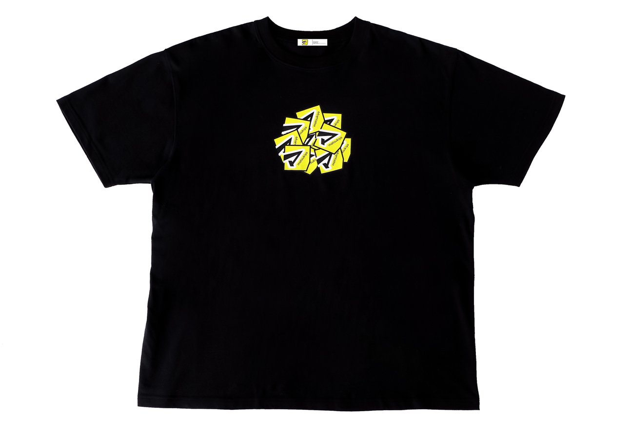 コラボアイテムのTシャツブラック
