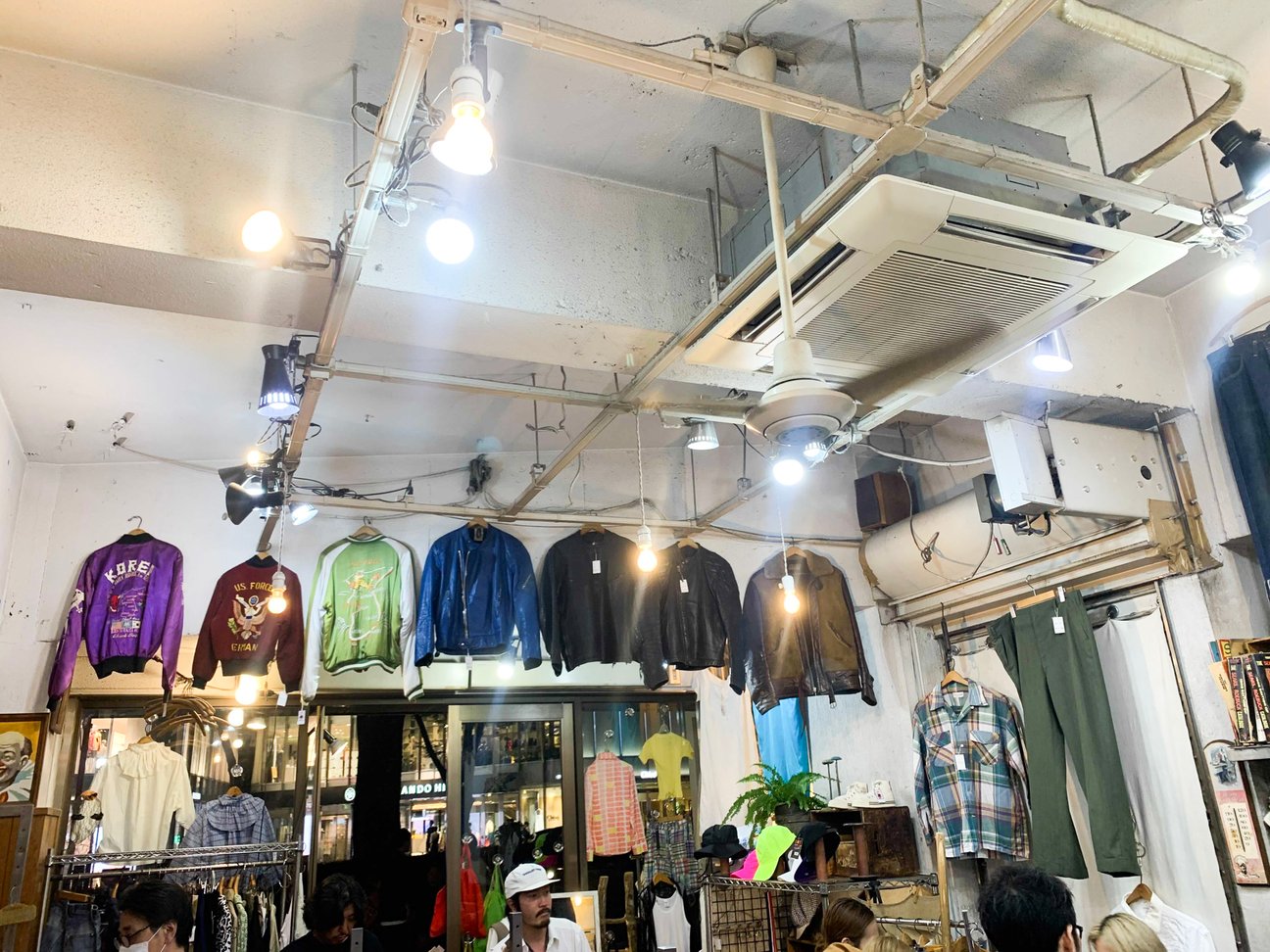 古着屋サンタモニカ表参道店が44年にわたる営業を終了