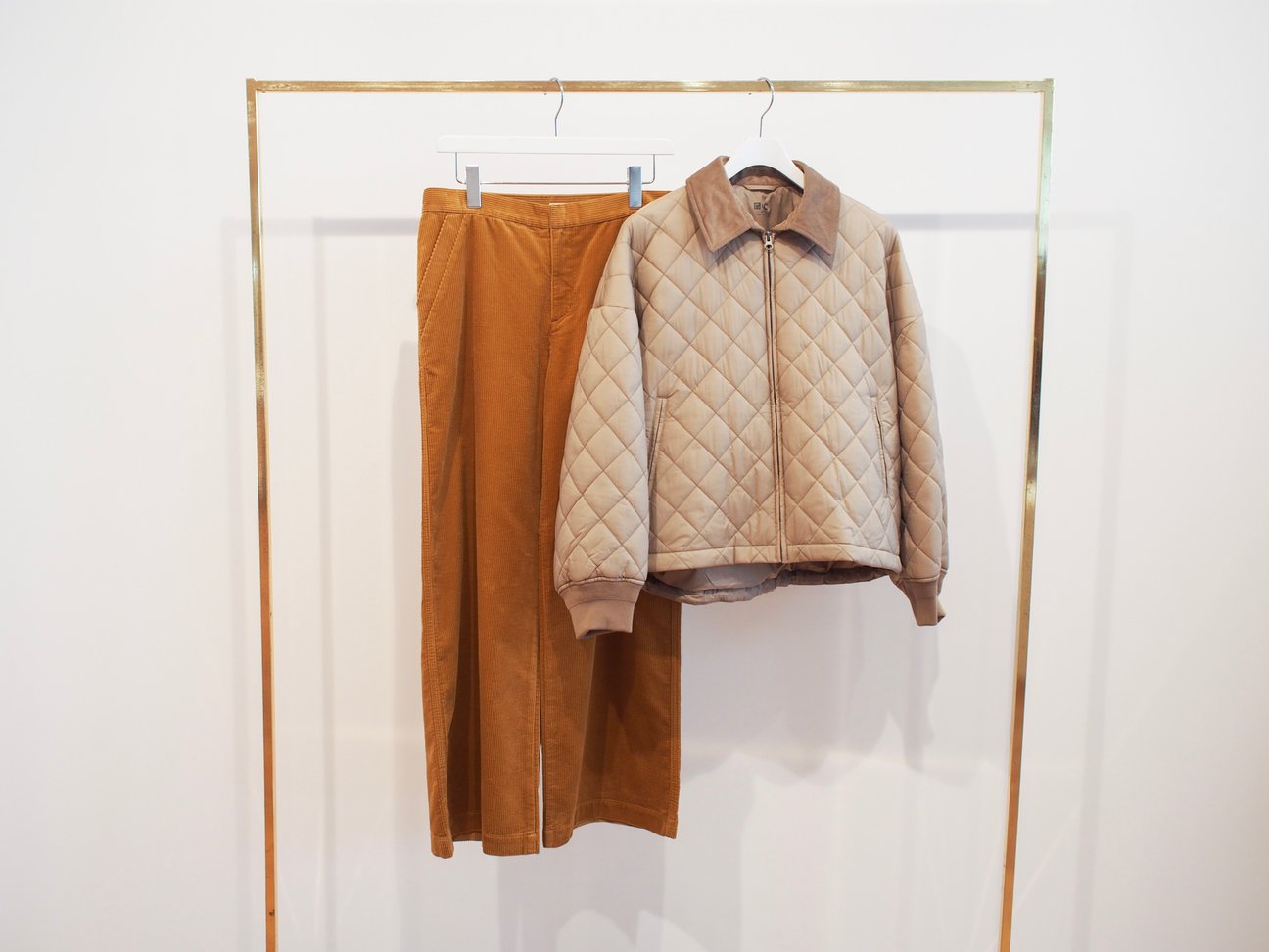 ユニクロの新ライン「ユニクロ : シー」で買うべきものは?業界人が注目するアイテムを紹介