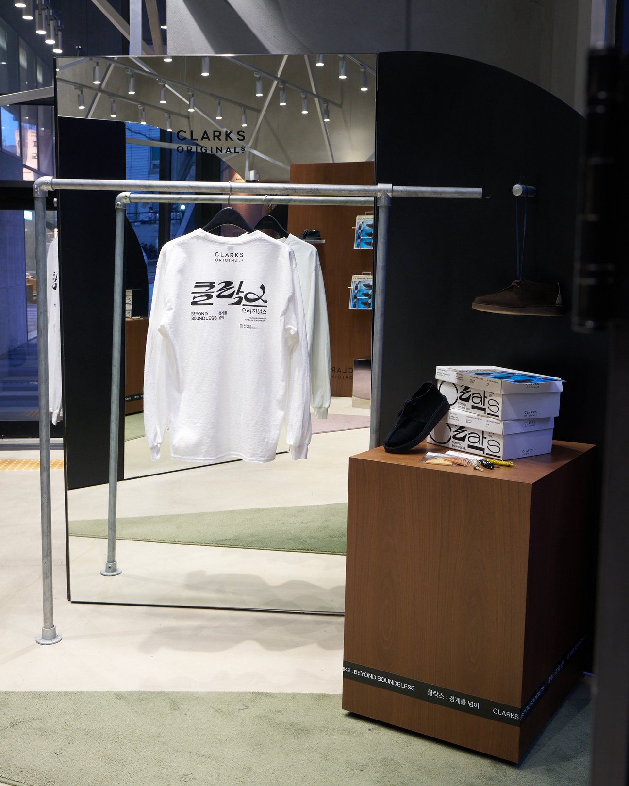 クラークス オリジナルズが韓国での本格展開をスタート、アジア全域での存在感増大目指す
