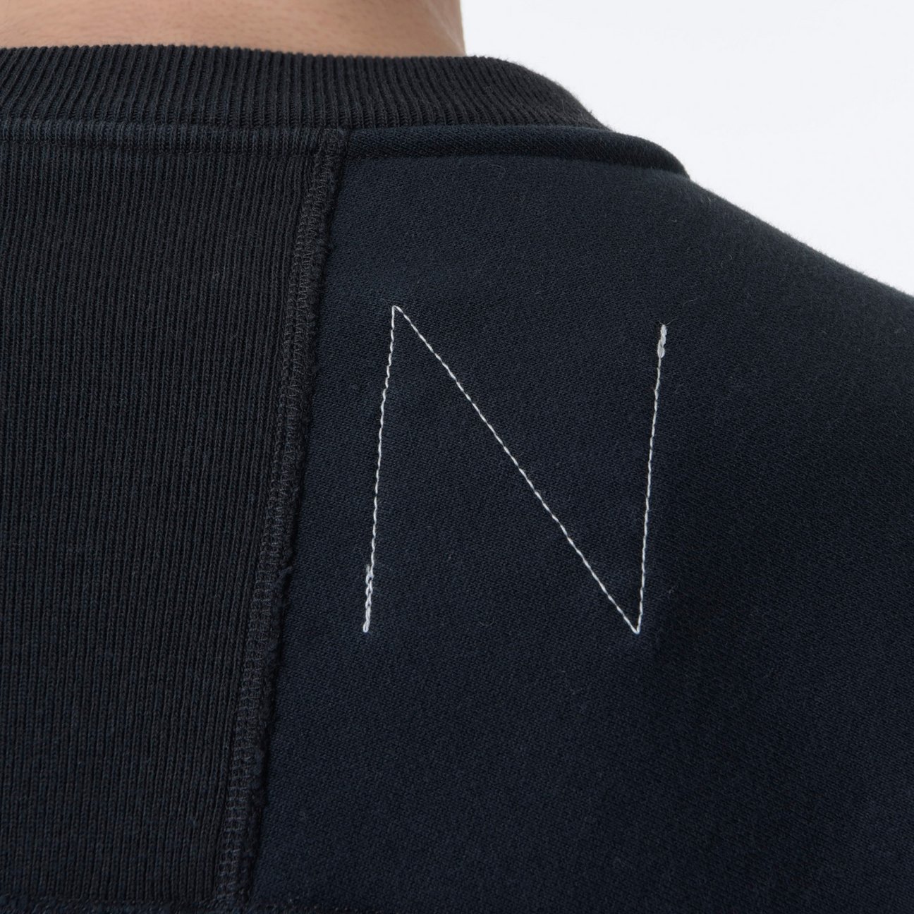 Nの刺繍