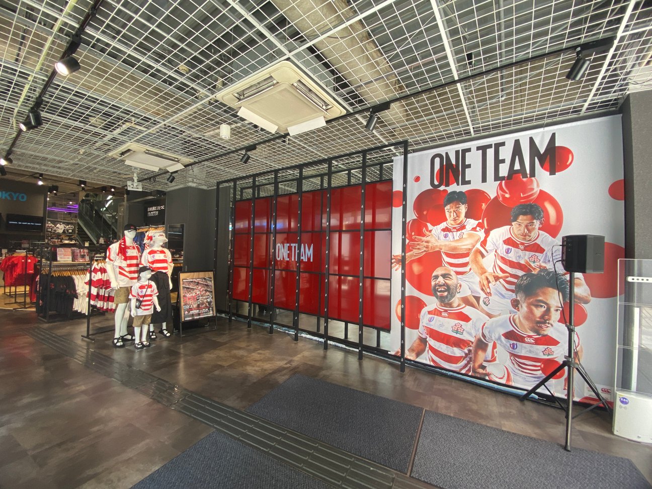 AlpenTOKYOの店内