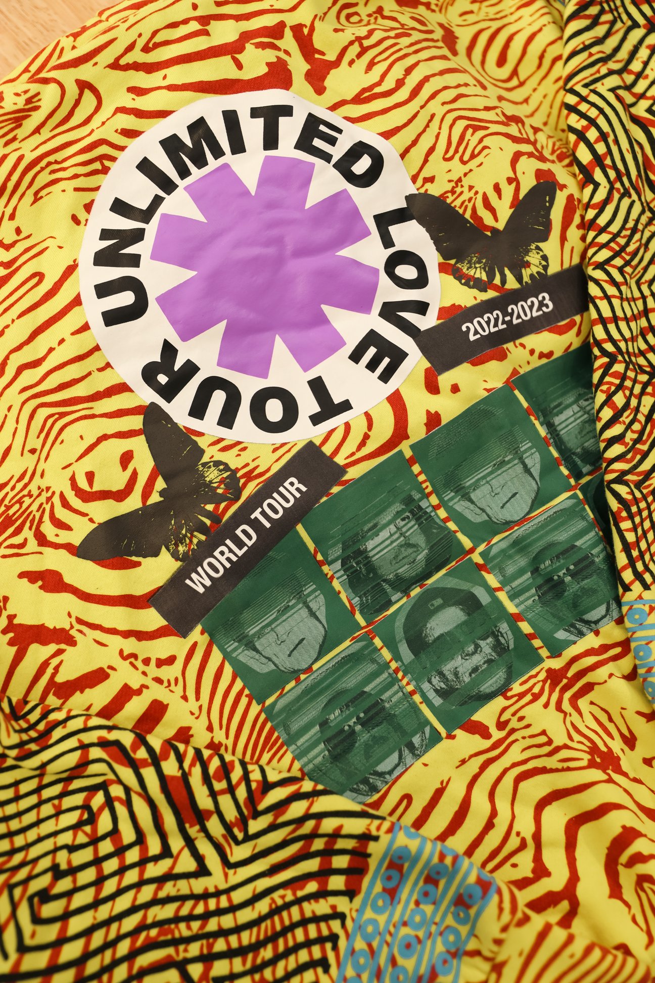 Red Hot Chili Peppers 公式ツアーグッズ 平置き