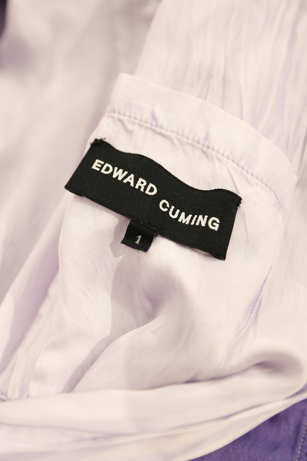 Edward Cuming コート 平置き