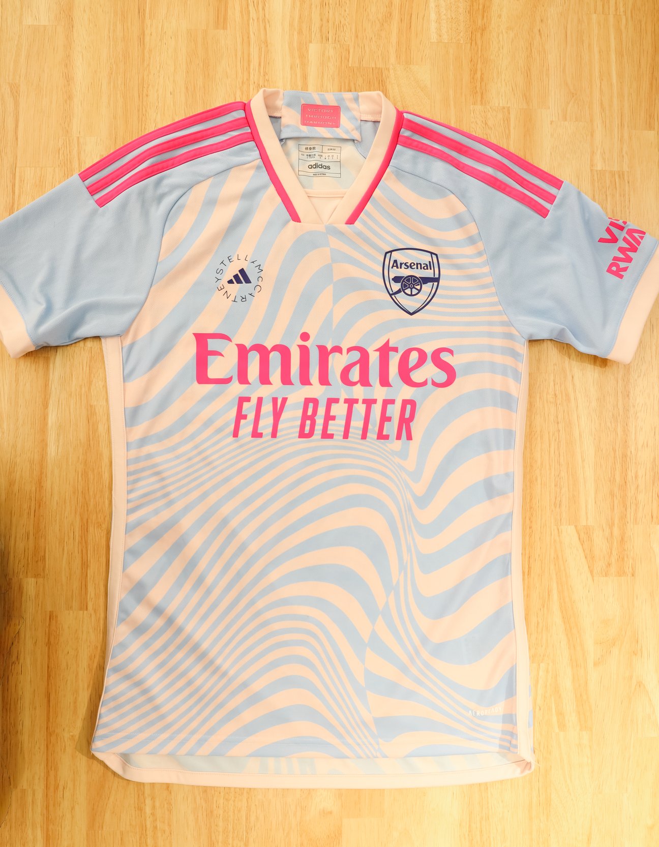 Arsenal × adidas by Stella McCartney ジャージ 平置き