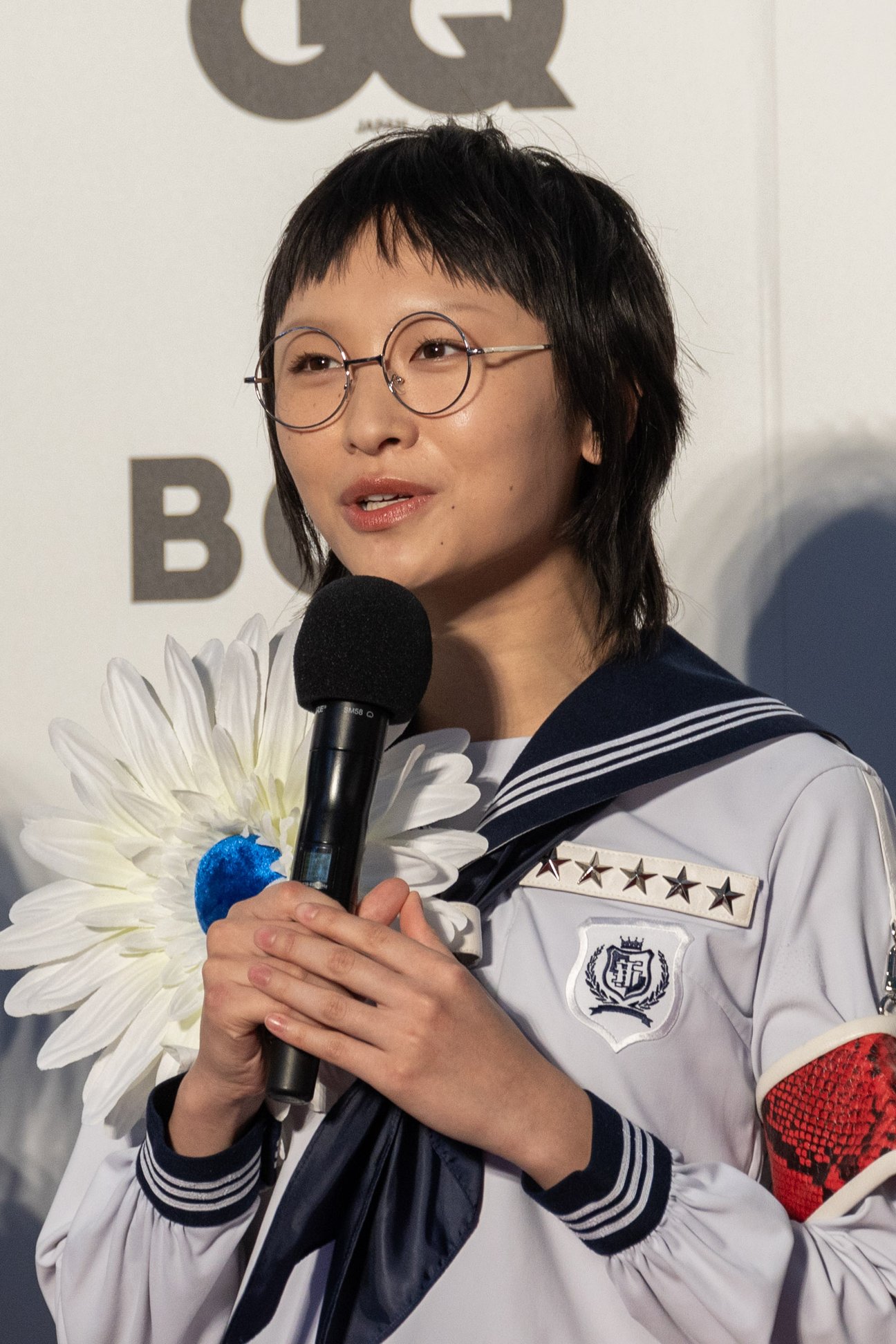 「GQ MEN OF THE YEAR 2023」を受賞した新しい学校のリーダーズ