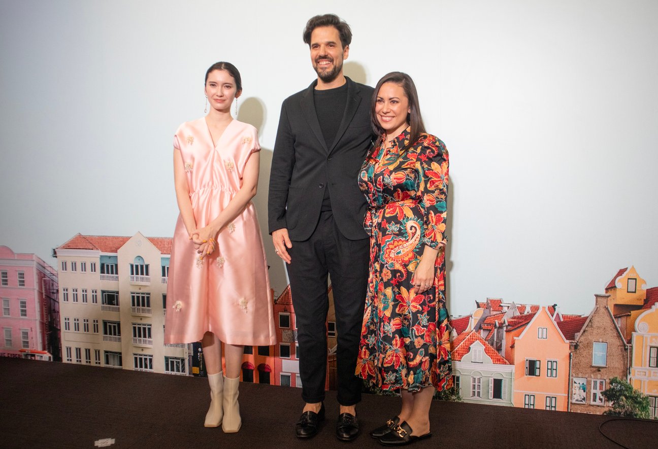 モデルの市川紗椰、ワリー&アマンダ?コーヴァル夫妻