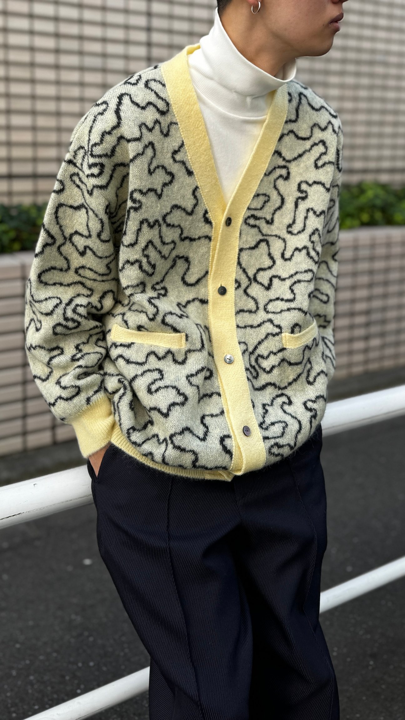 ミオズモーキーのカーディガン