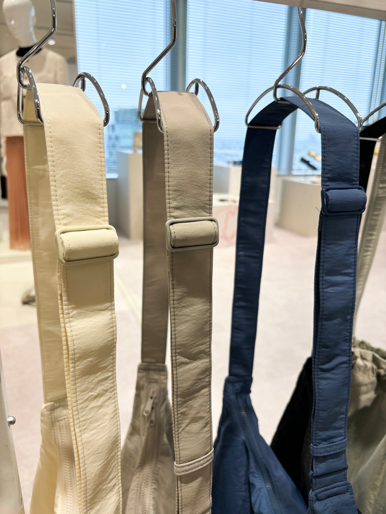 GU 2024年春夏コレクションの新作バッグ