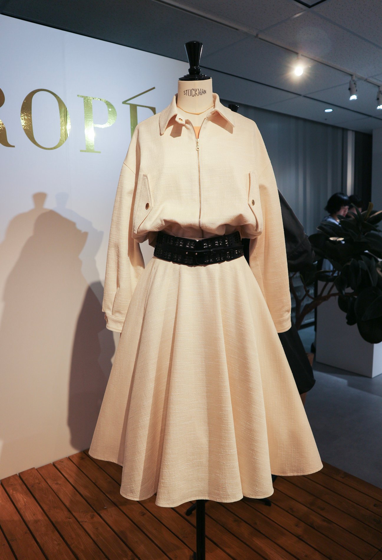 ロペの2024年春夏コレクション