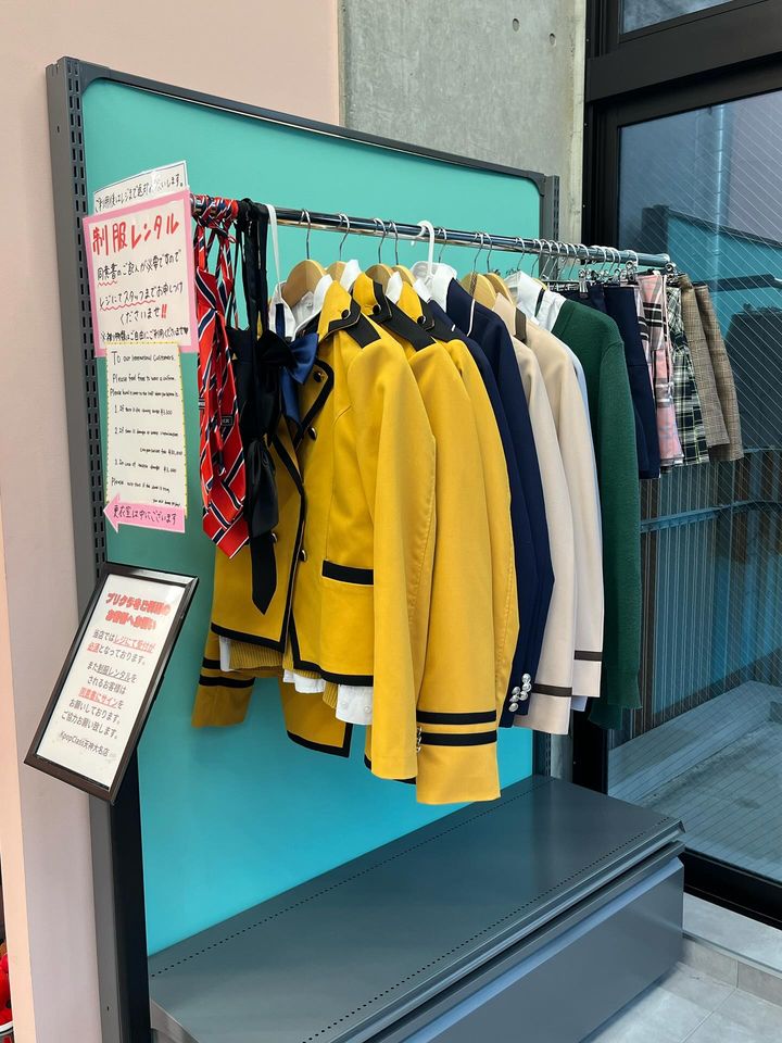 K-popclass 天神大名店の貸し出し用制服