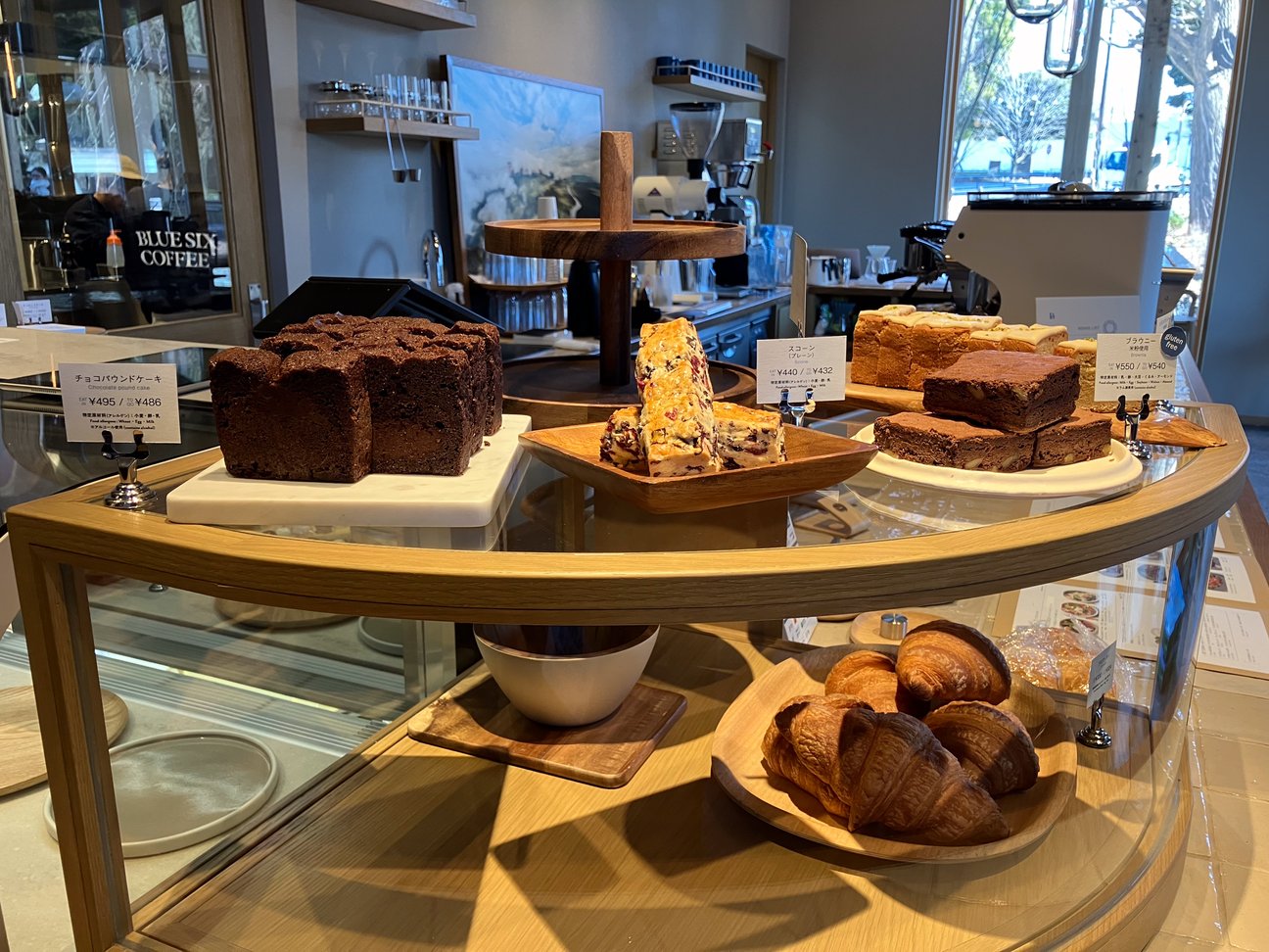 BLUE SIX COFFEE店内の様子