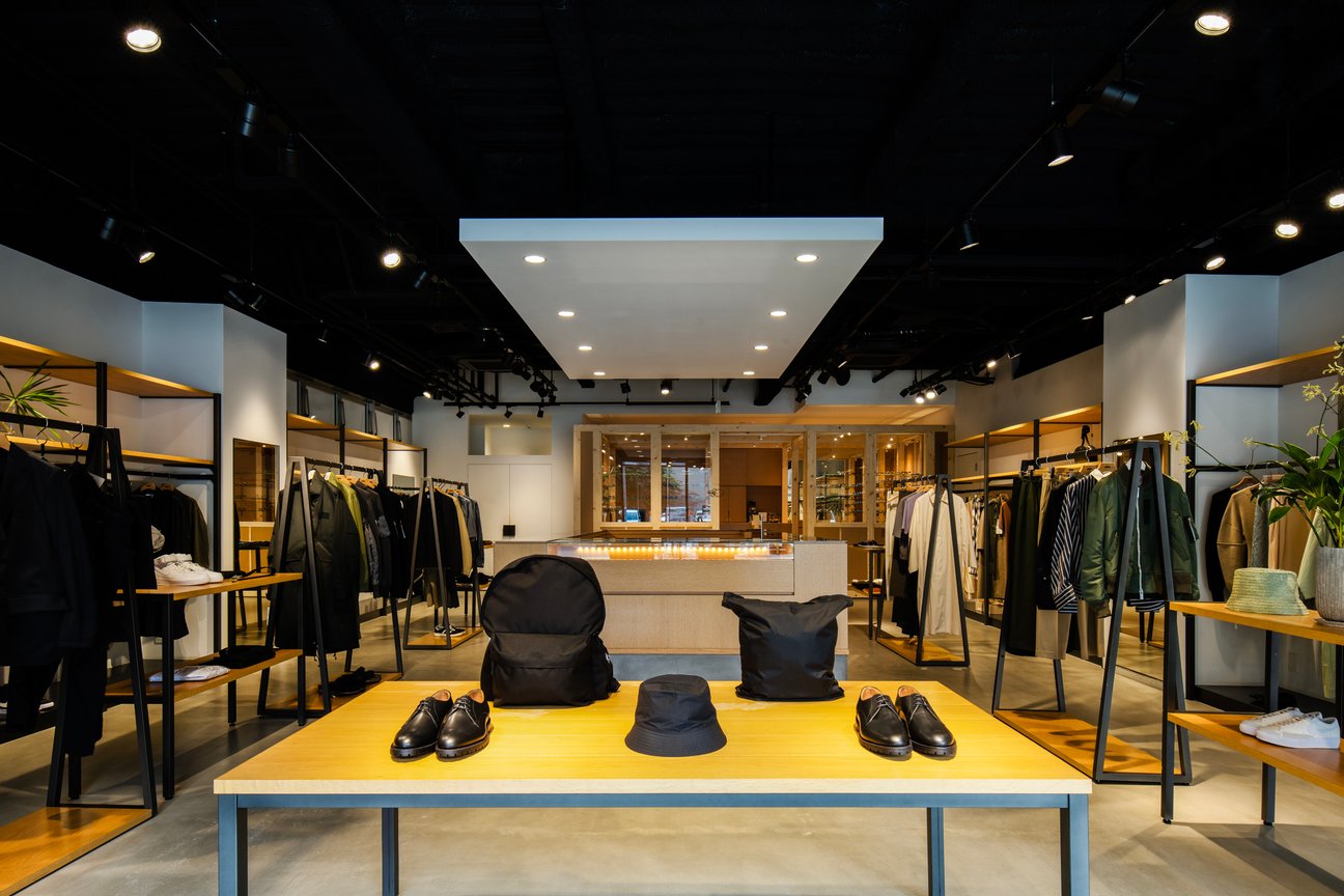 北海道のセレクトショップ「マウ」の店内