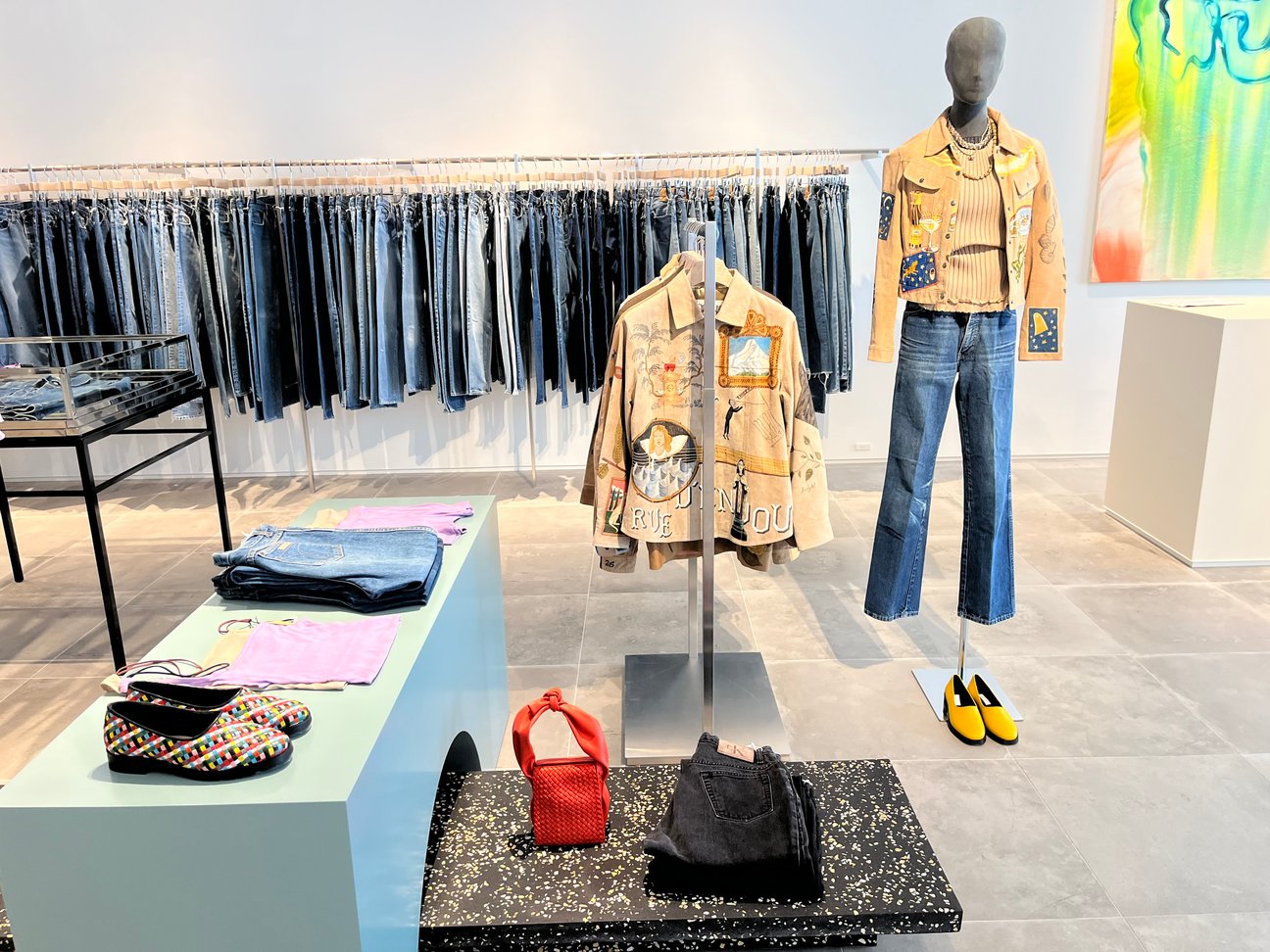 ベイクルーズ新業態の店内