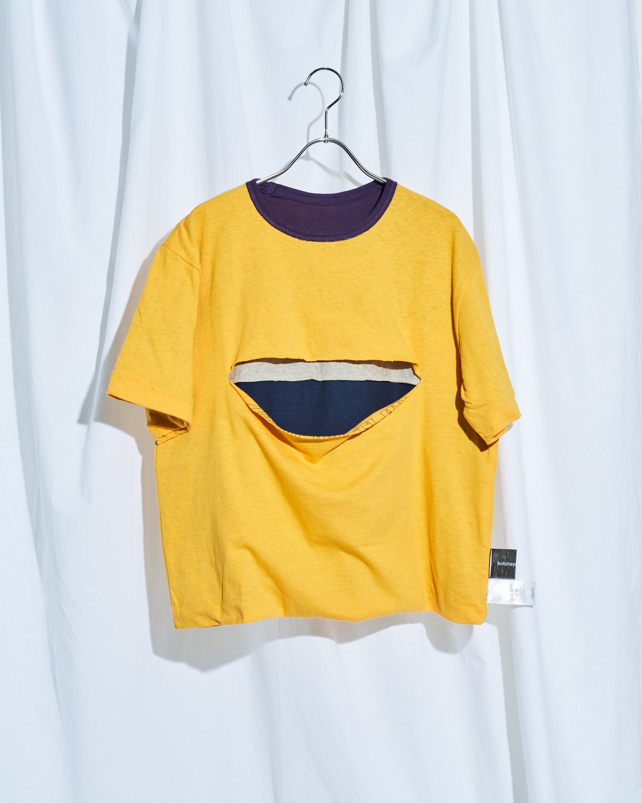 コトハヨコザワのTシャツ