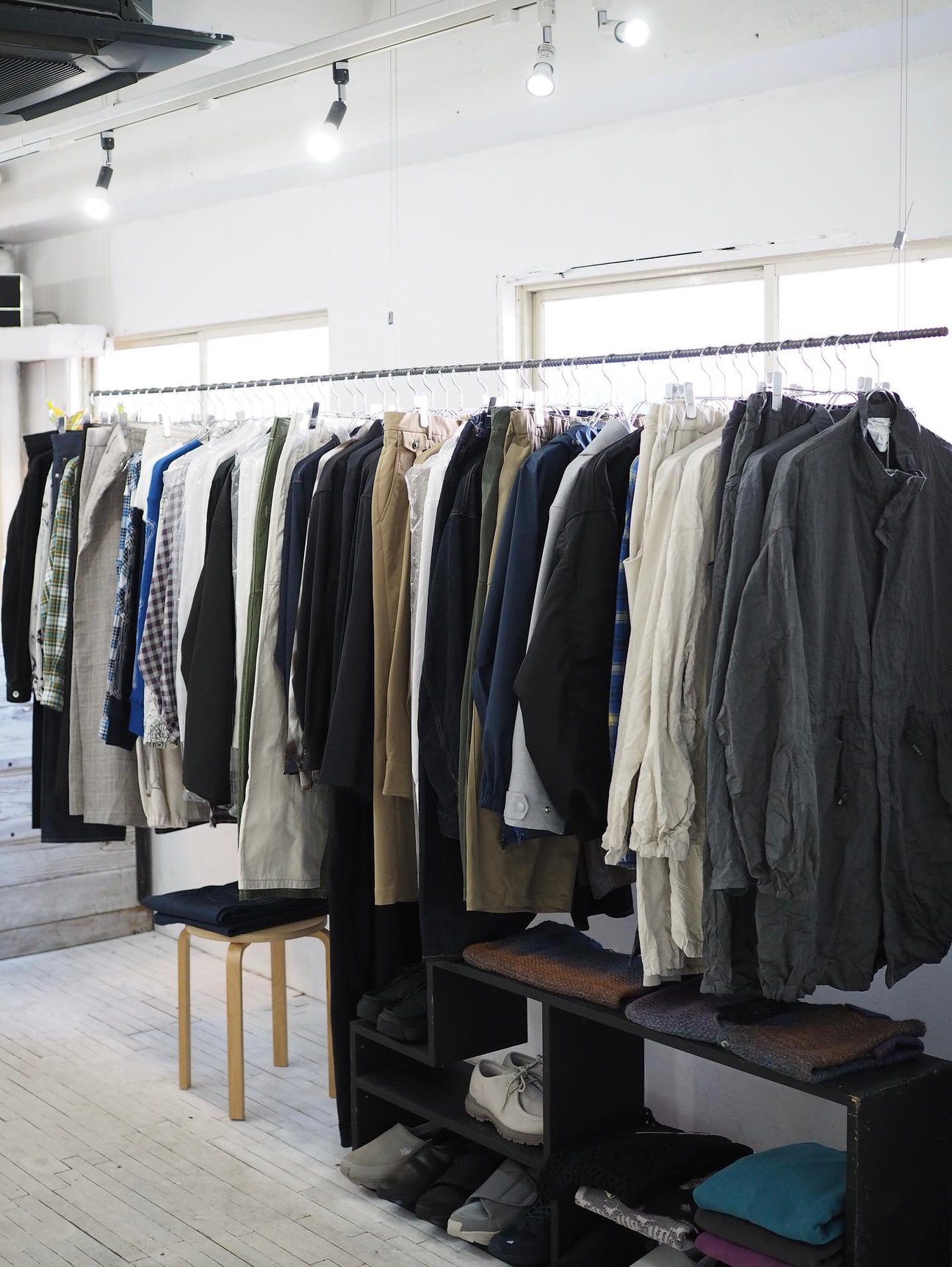 宮城県のセレクトショップ「Bricolage」の店内