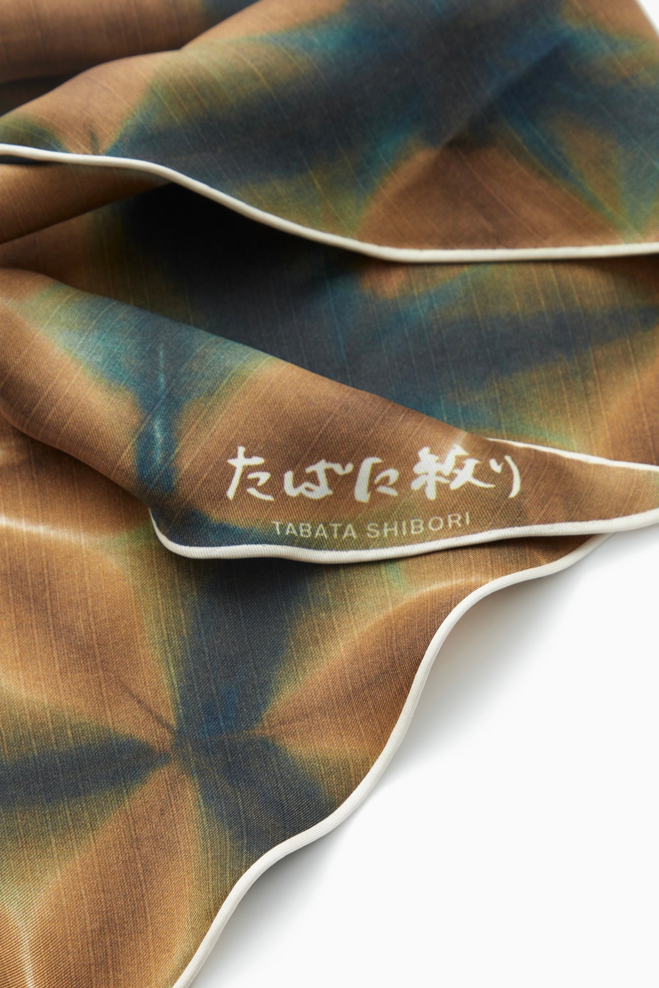 「COS × TABATA SHIBORI」画像