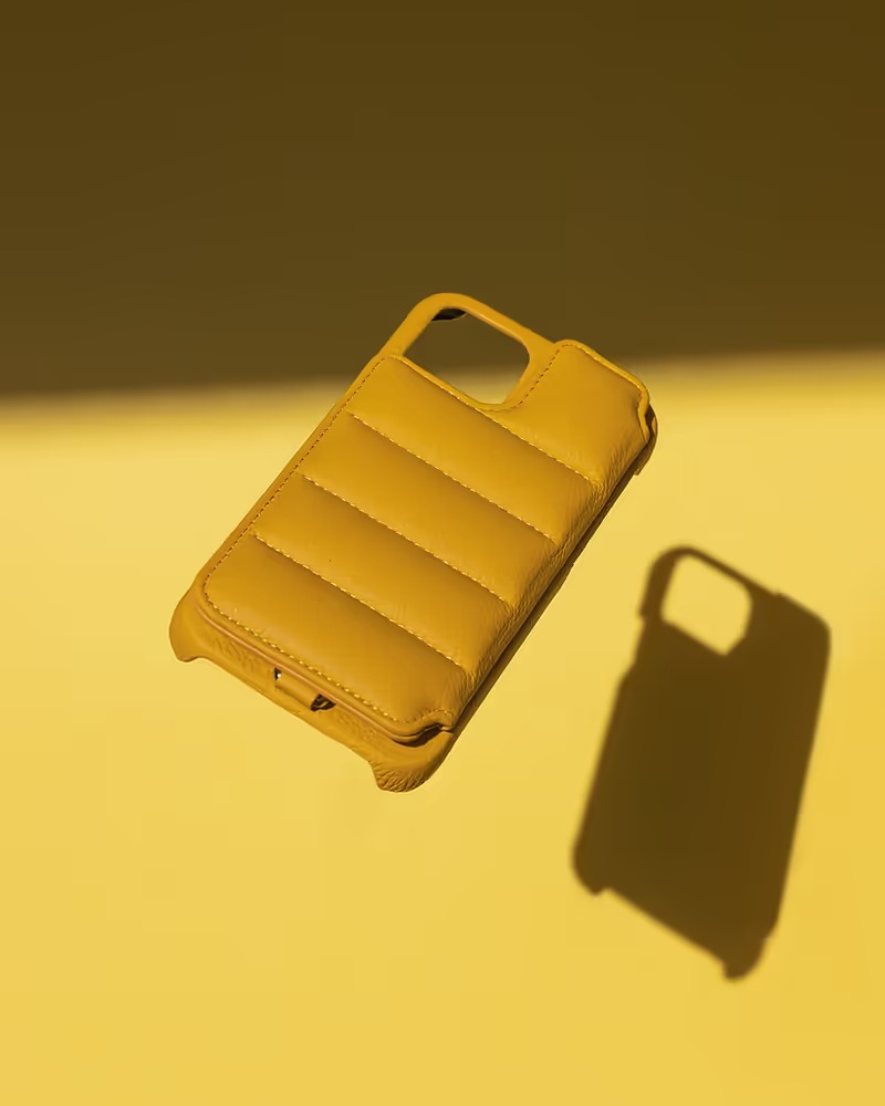 デミュウのスマートフォンケース