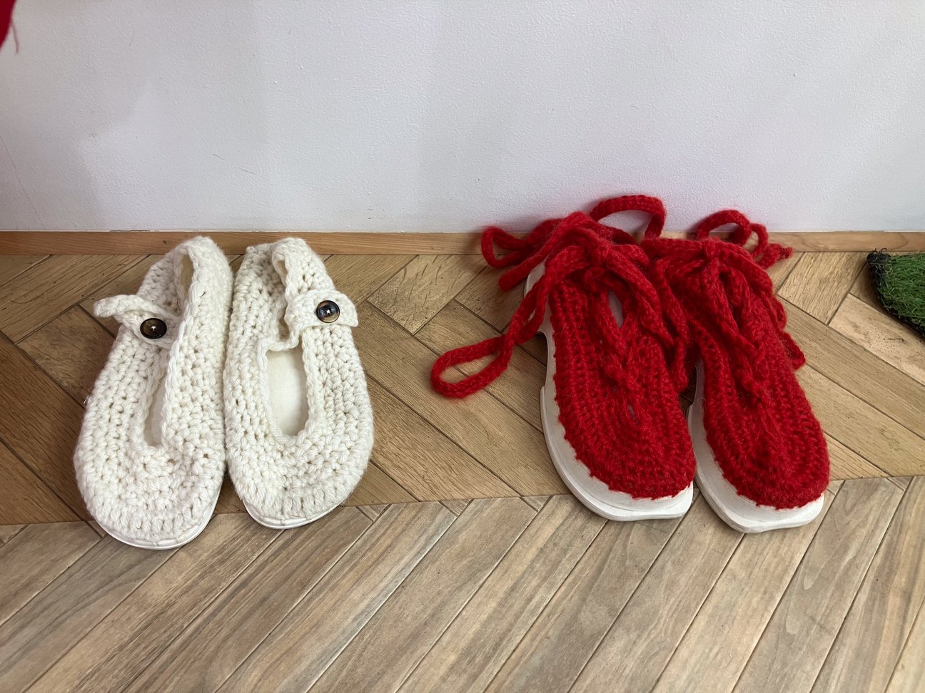 hana sugiyamaの24AW展示会の様子