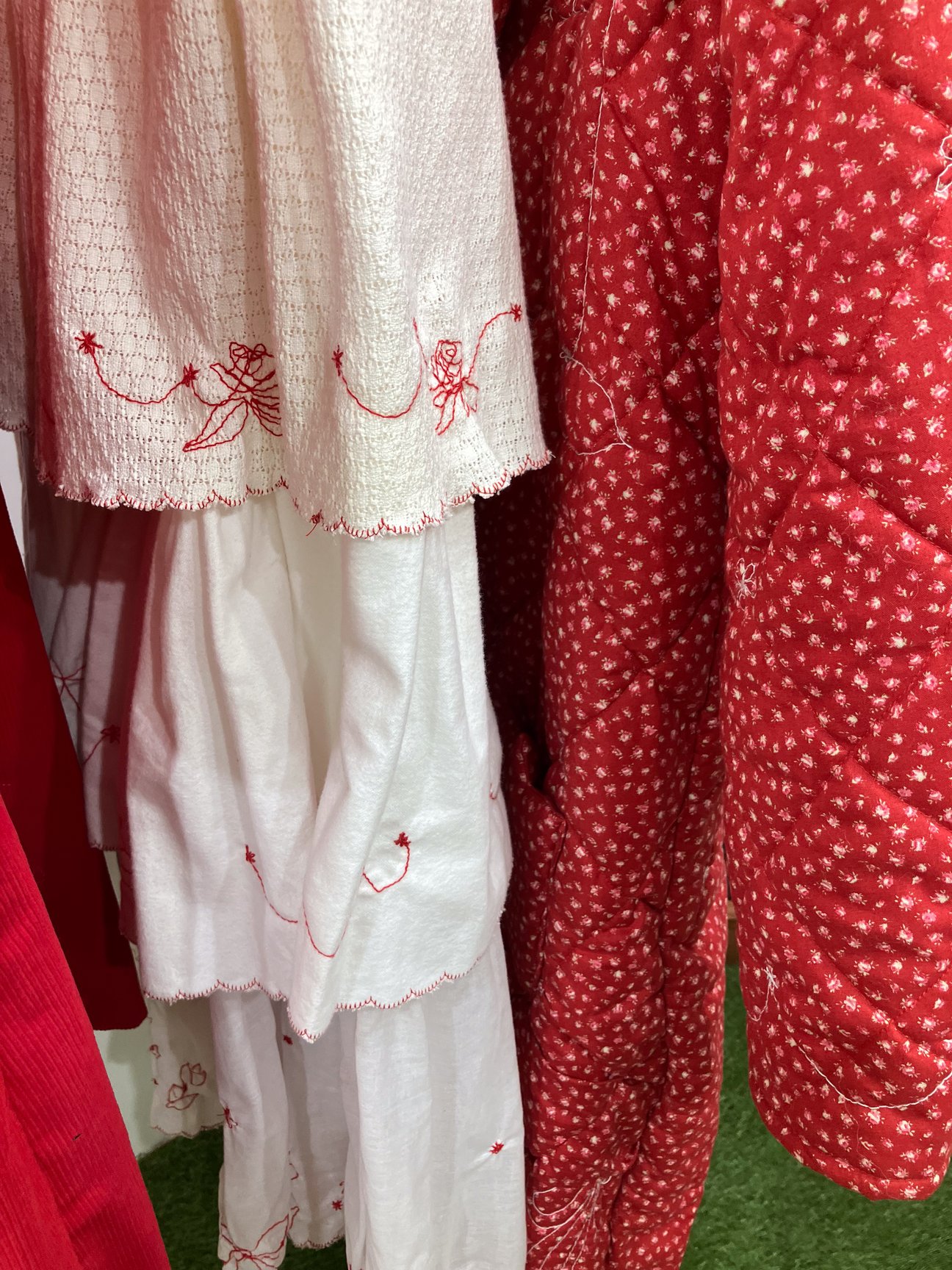 hana sugiyamaの24AW展示会の様子