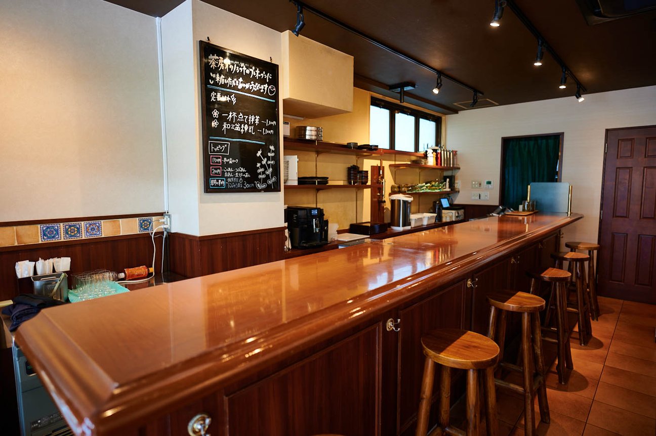 「茶房 オクノシブヤ」店内画像