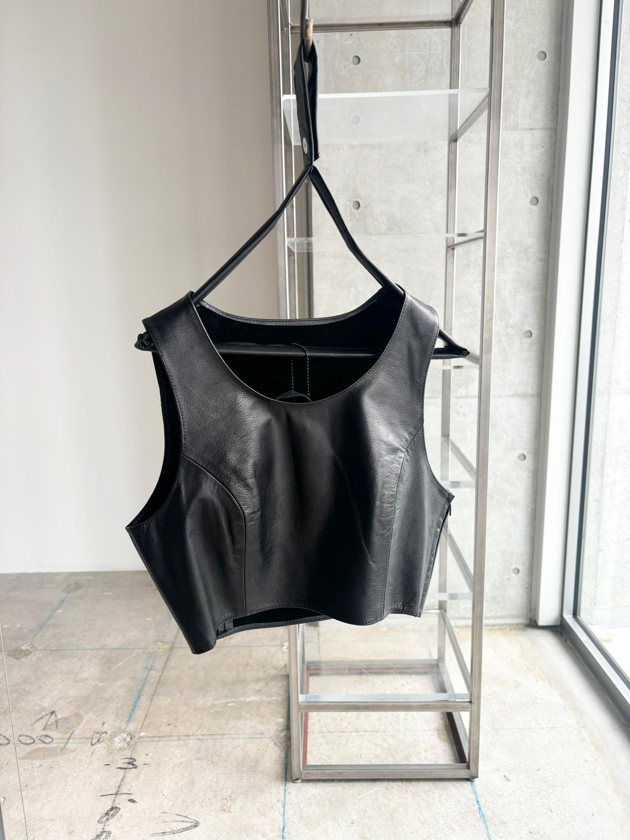 「A LEATHER」世界初の本革水着
