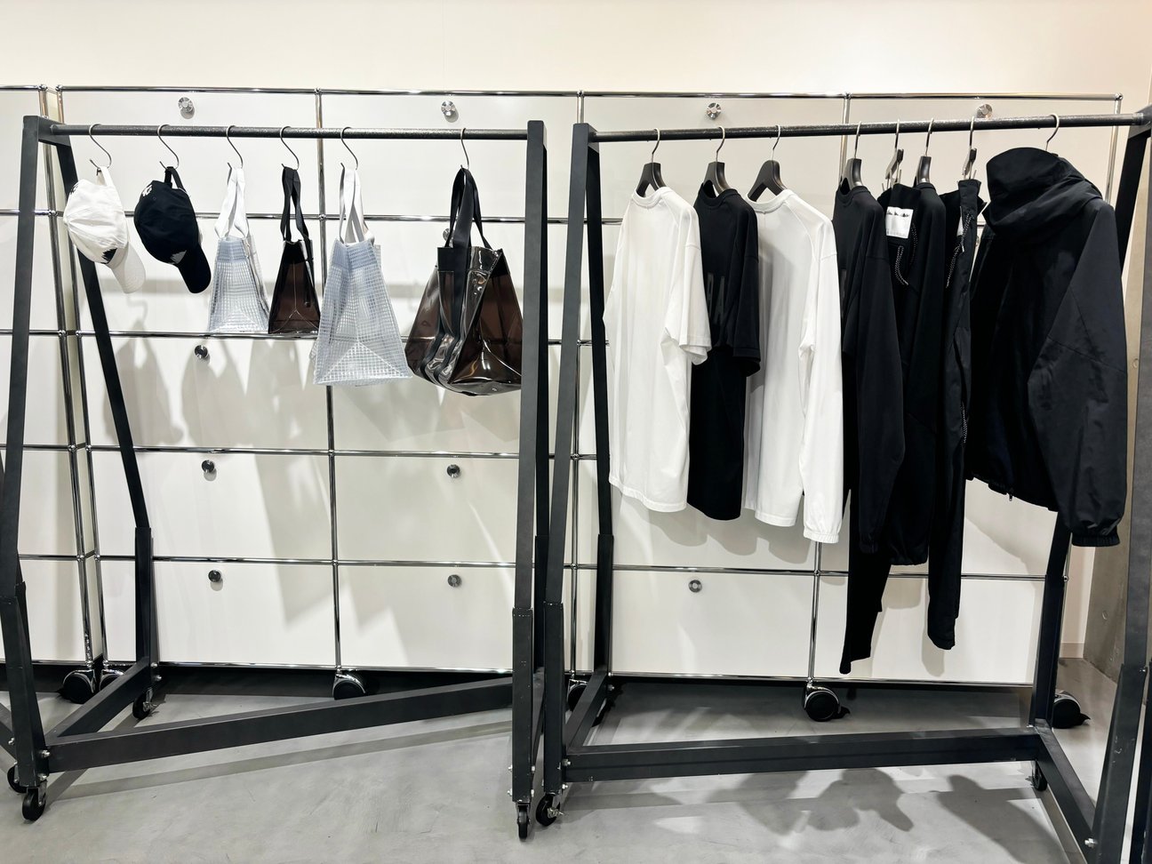 ゴースト オールモストブラック デビューコレクション