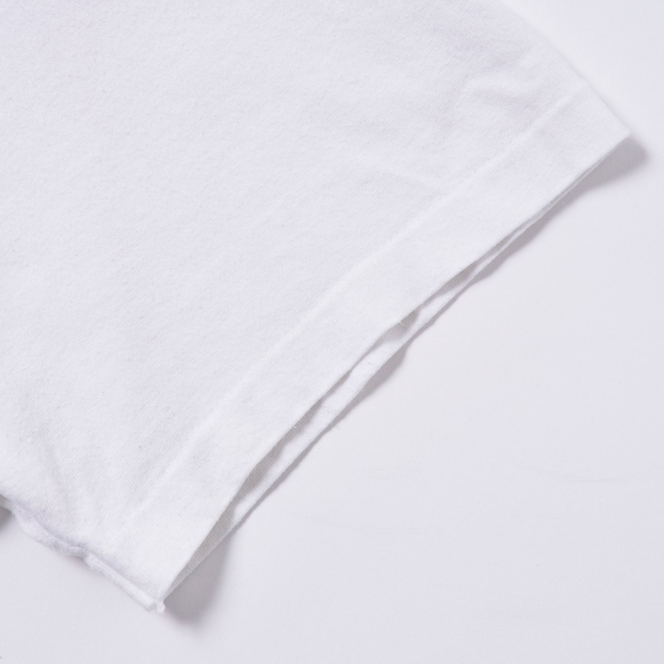カルバン?クライン「オブセッション」Tシャツ