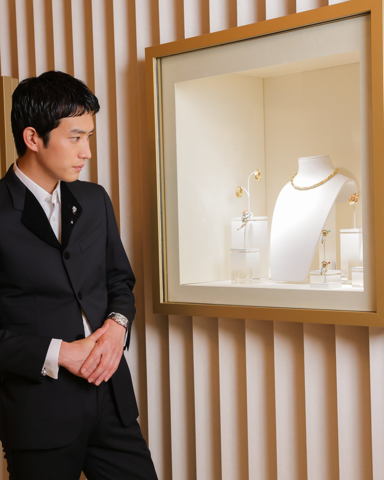 杉野遥亮さん
