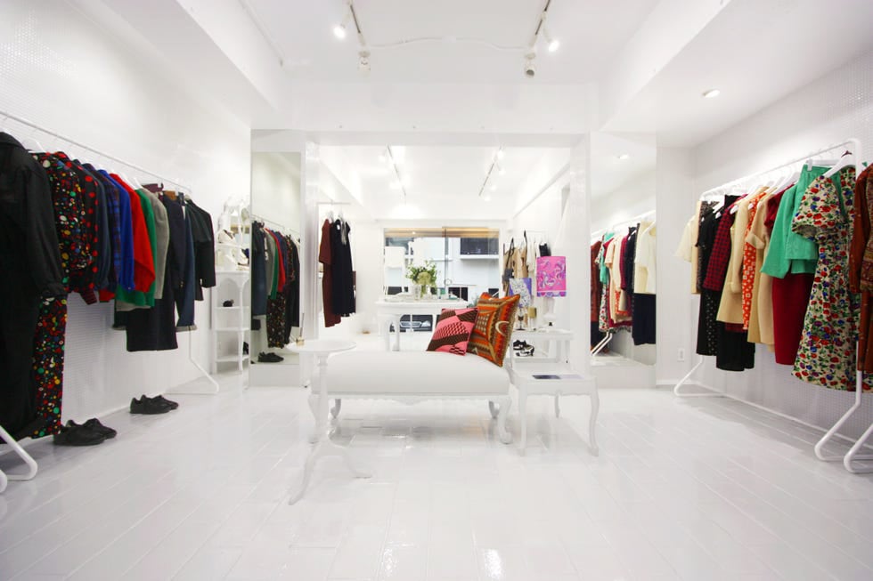 LAILA VINTAGEの店内