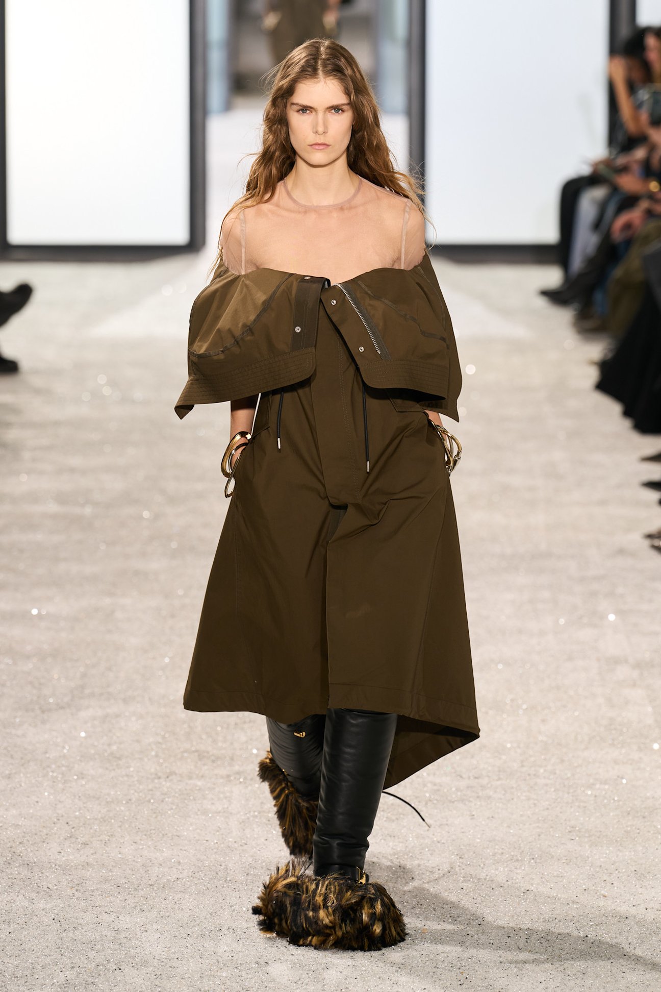 sacai