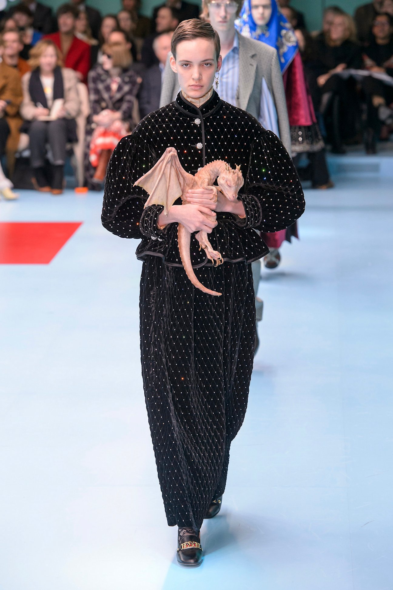 「グッチ」2018-19 年秋冬コレクション