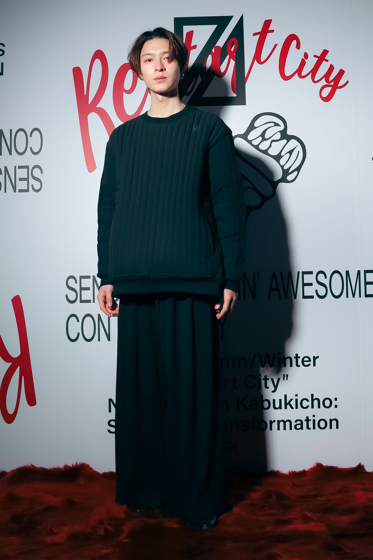 俳優の新納直