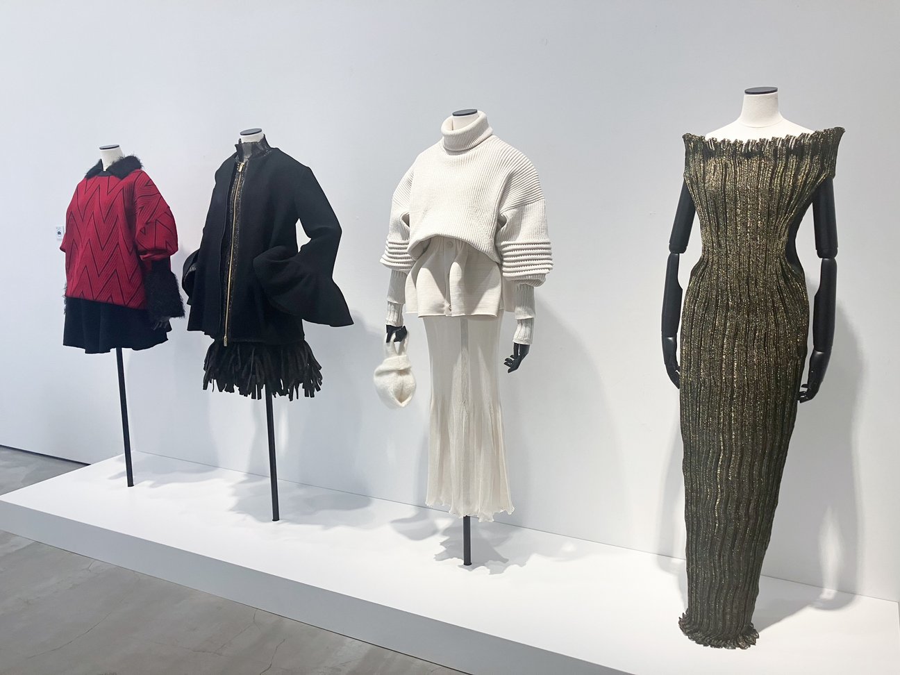「VOL.10」コレクションのアイテム