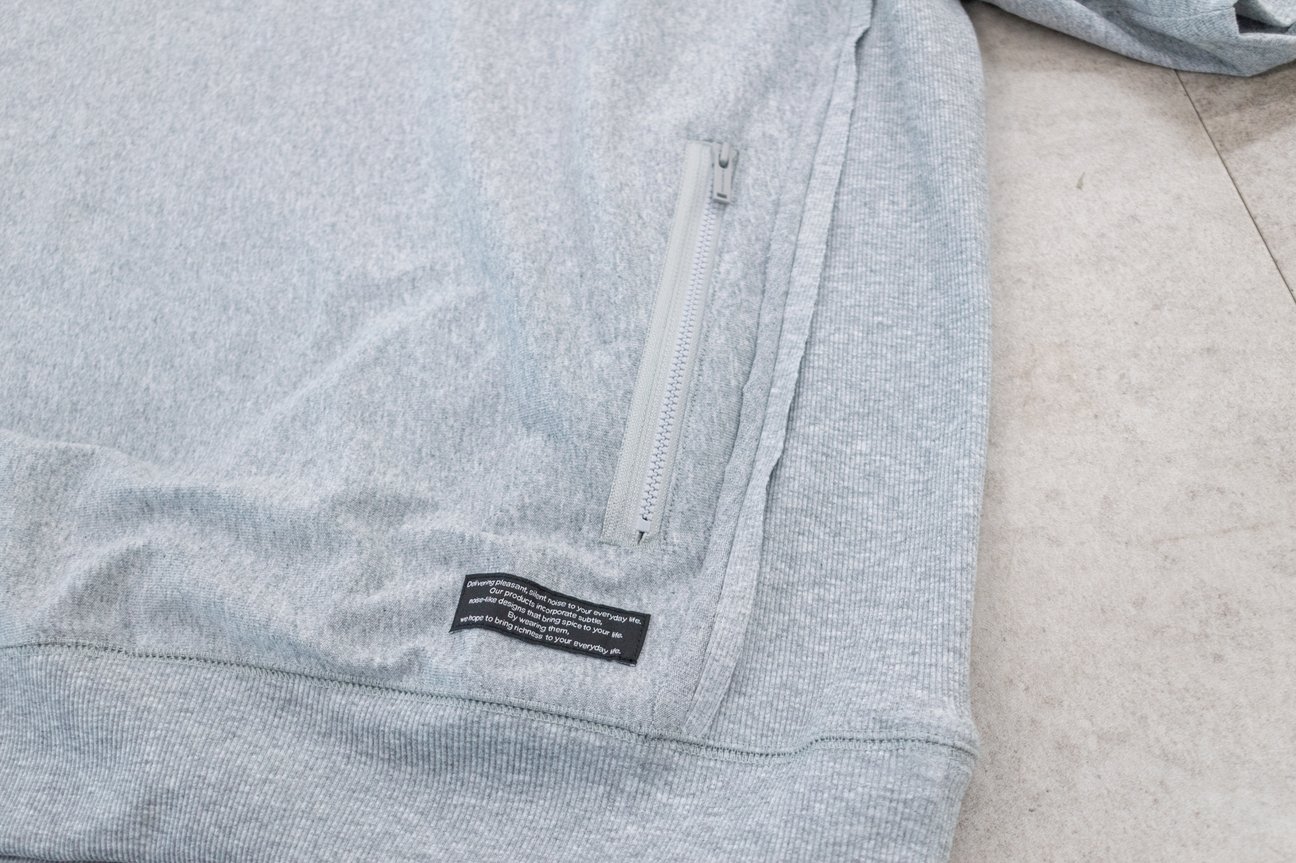 「UG」スウェットTシャツ