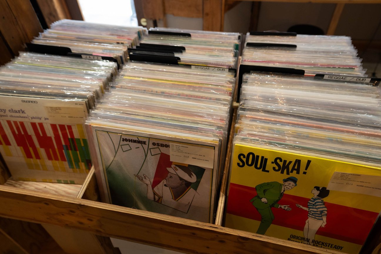 ELLA RECORDSの内観