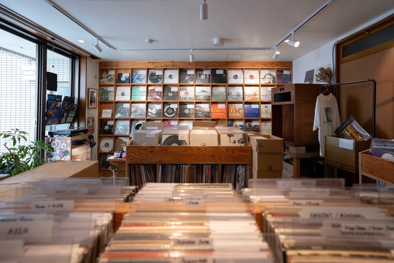 RANA-MUSICA RECORD STOREの内観