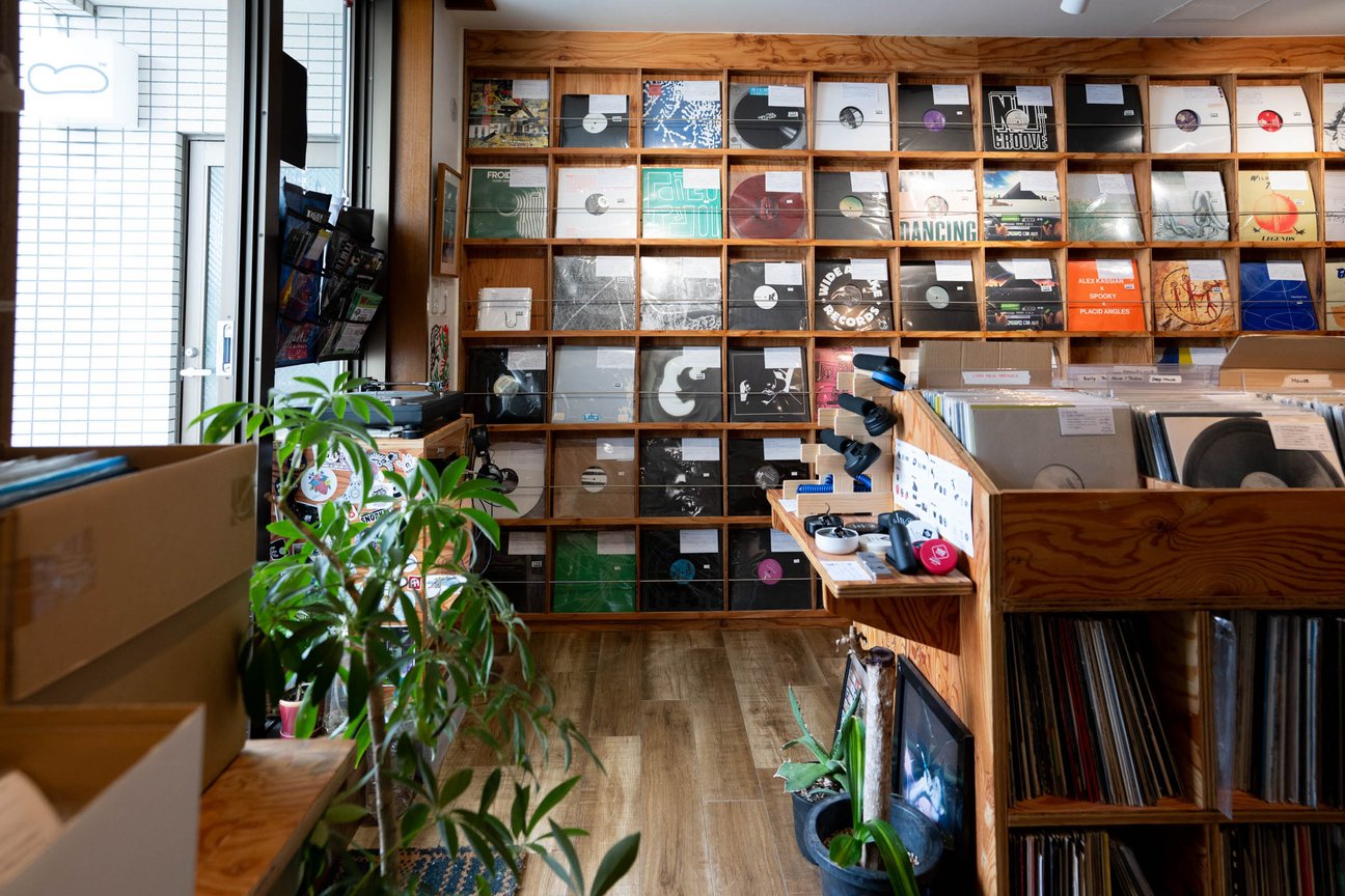 RANA-MUSICA RECORD STOREの内観
