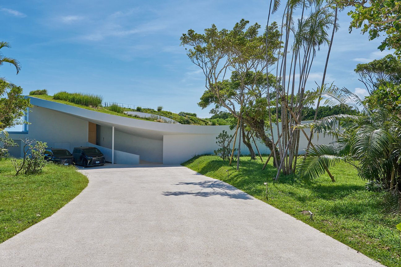 NOT A HOTEL ISHIGAKI(EARTH)の外観