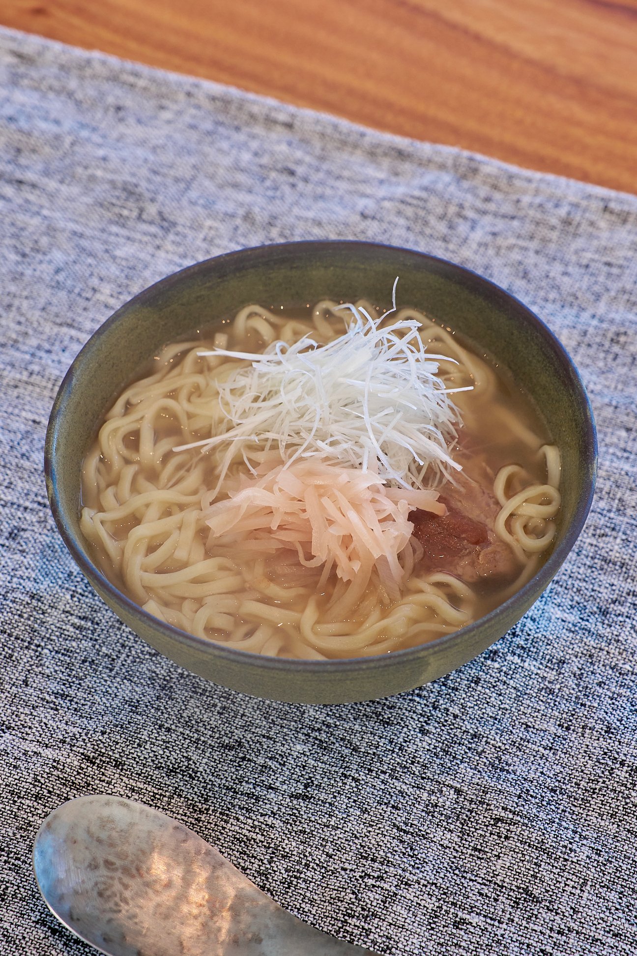 朝食