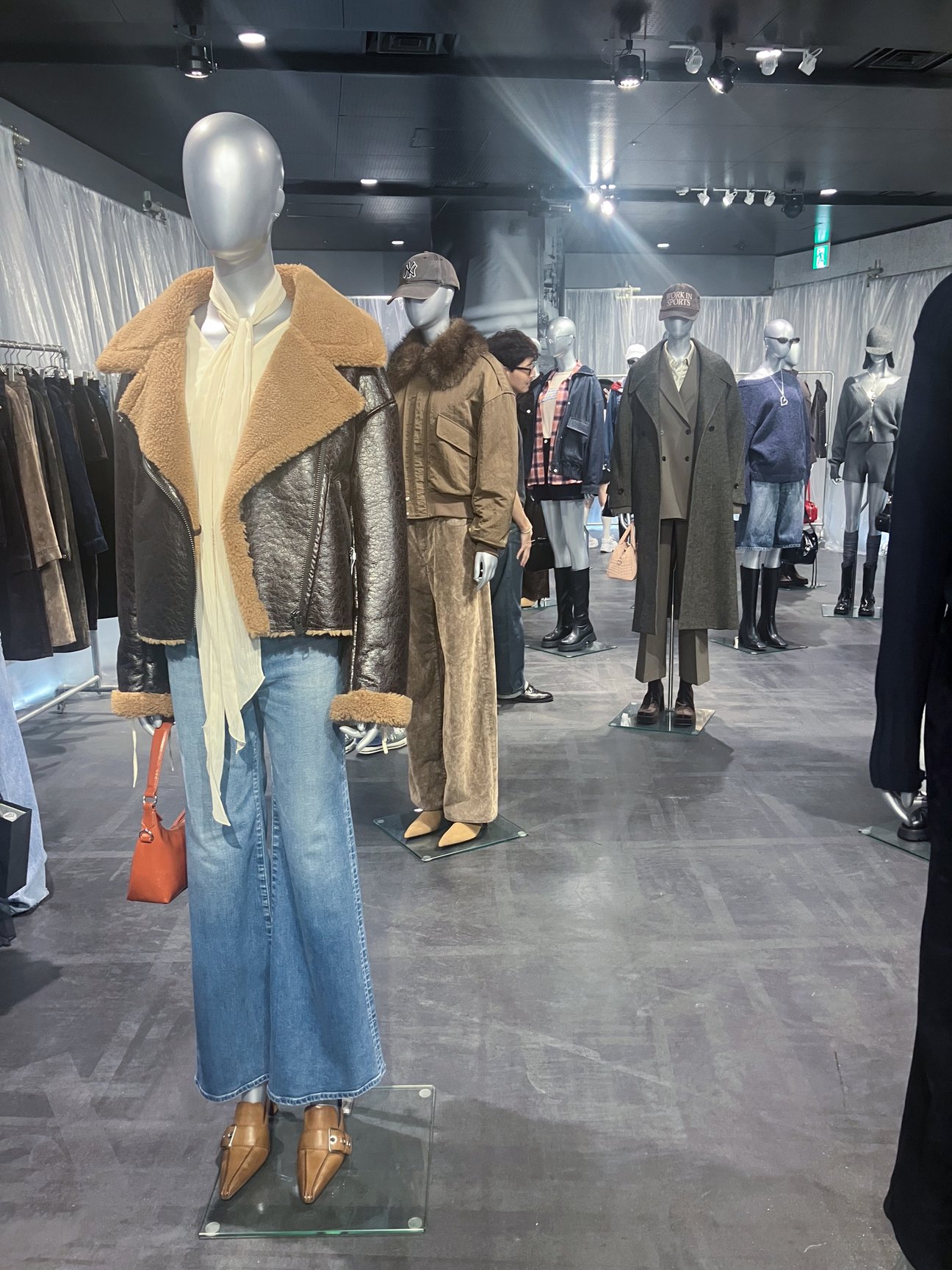2025年秋冬コレクション展示会の様子