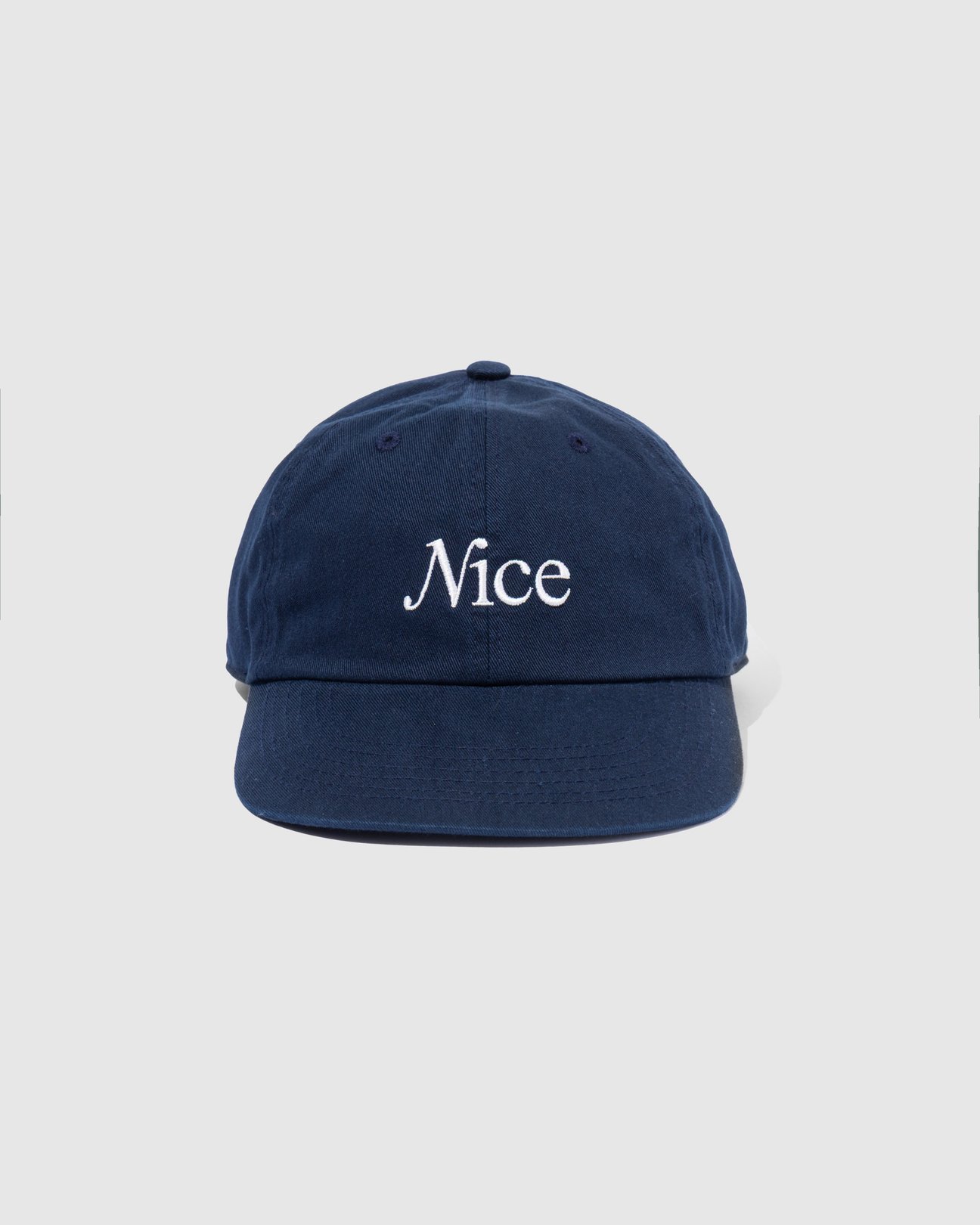 Ʒ