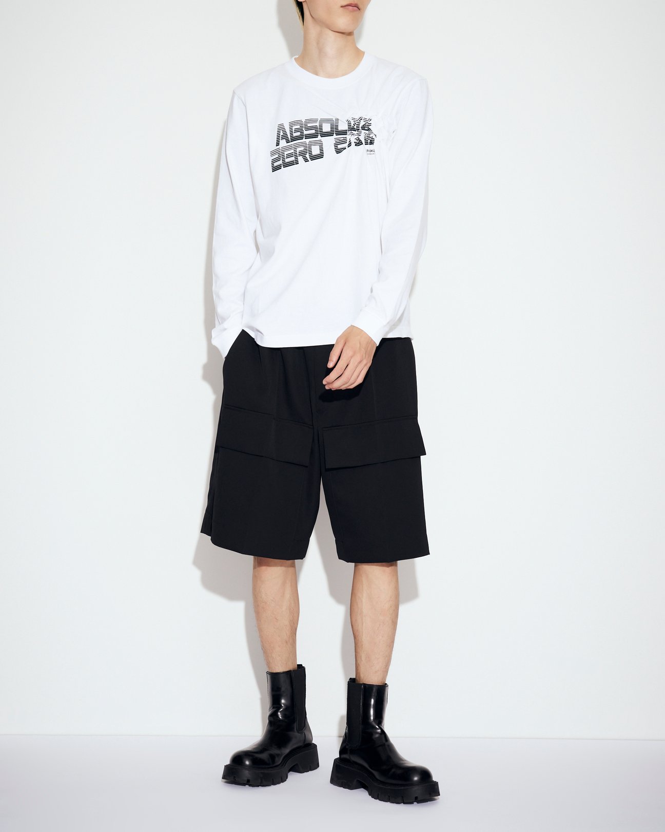 ヨシオクボのTシャツ