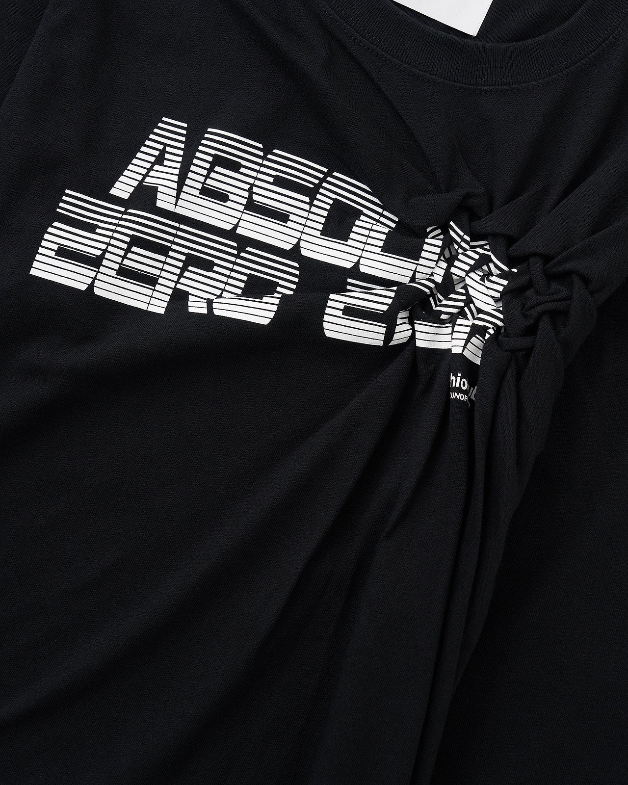 ヨシオクボのTシャツ