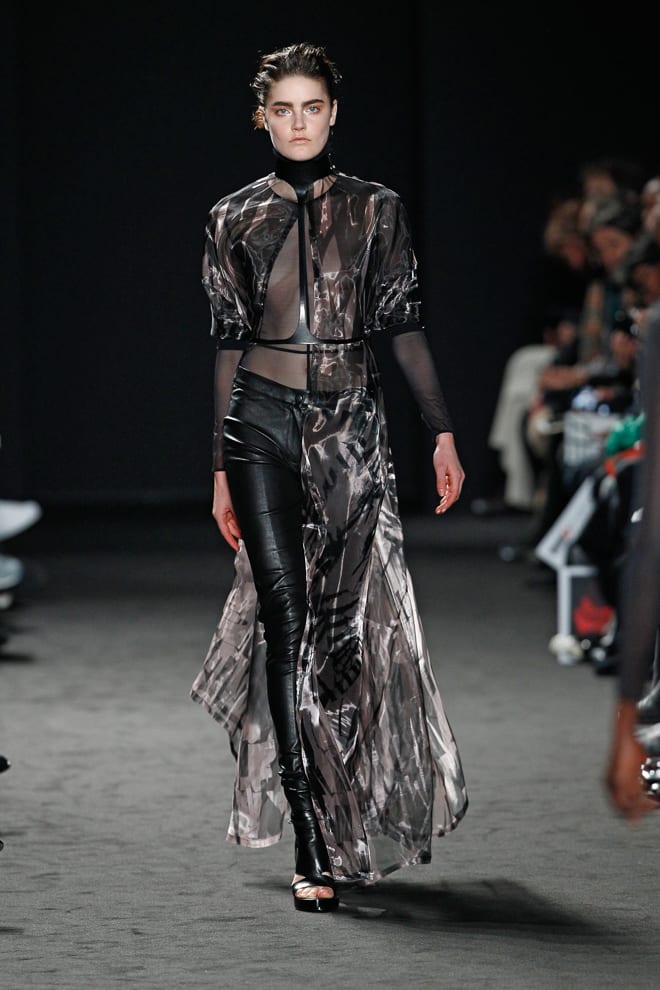 「ANN DEMEULEMEESTER」2016春夏コレクション