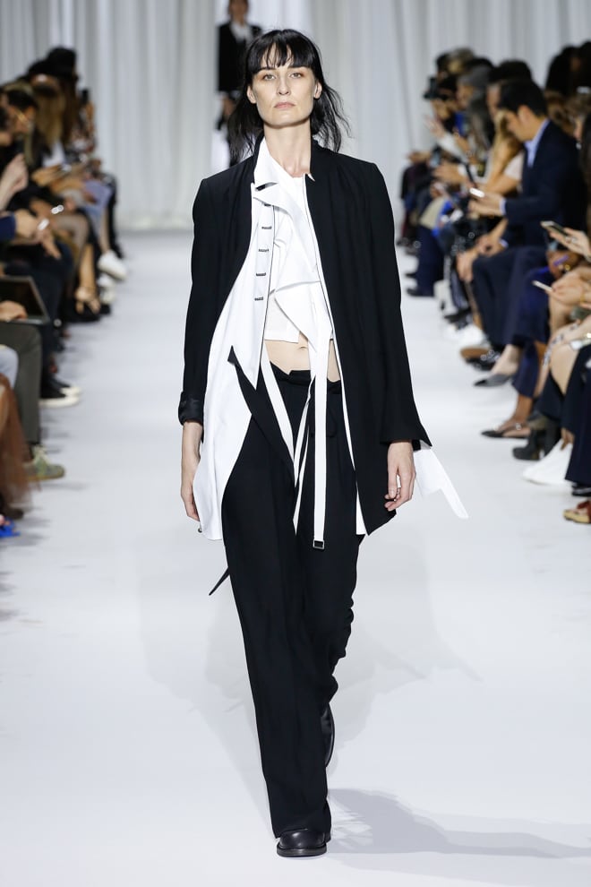「ANN DEMEULEMEESTER」2017年春夏コレクション