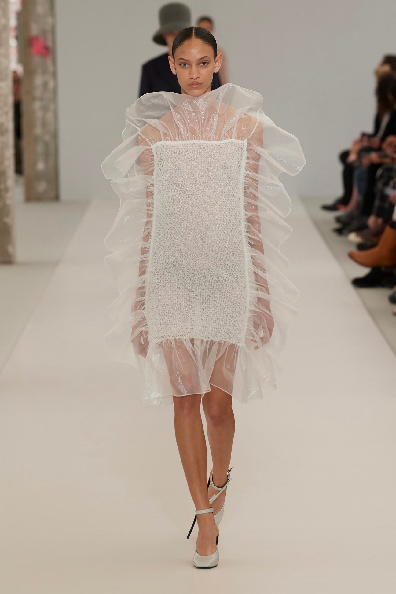 「NINA RICCI 」2019-20秋冬コレクション