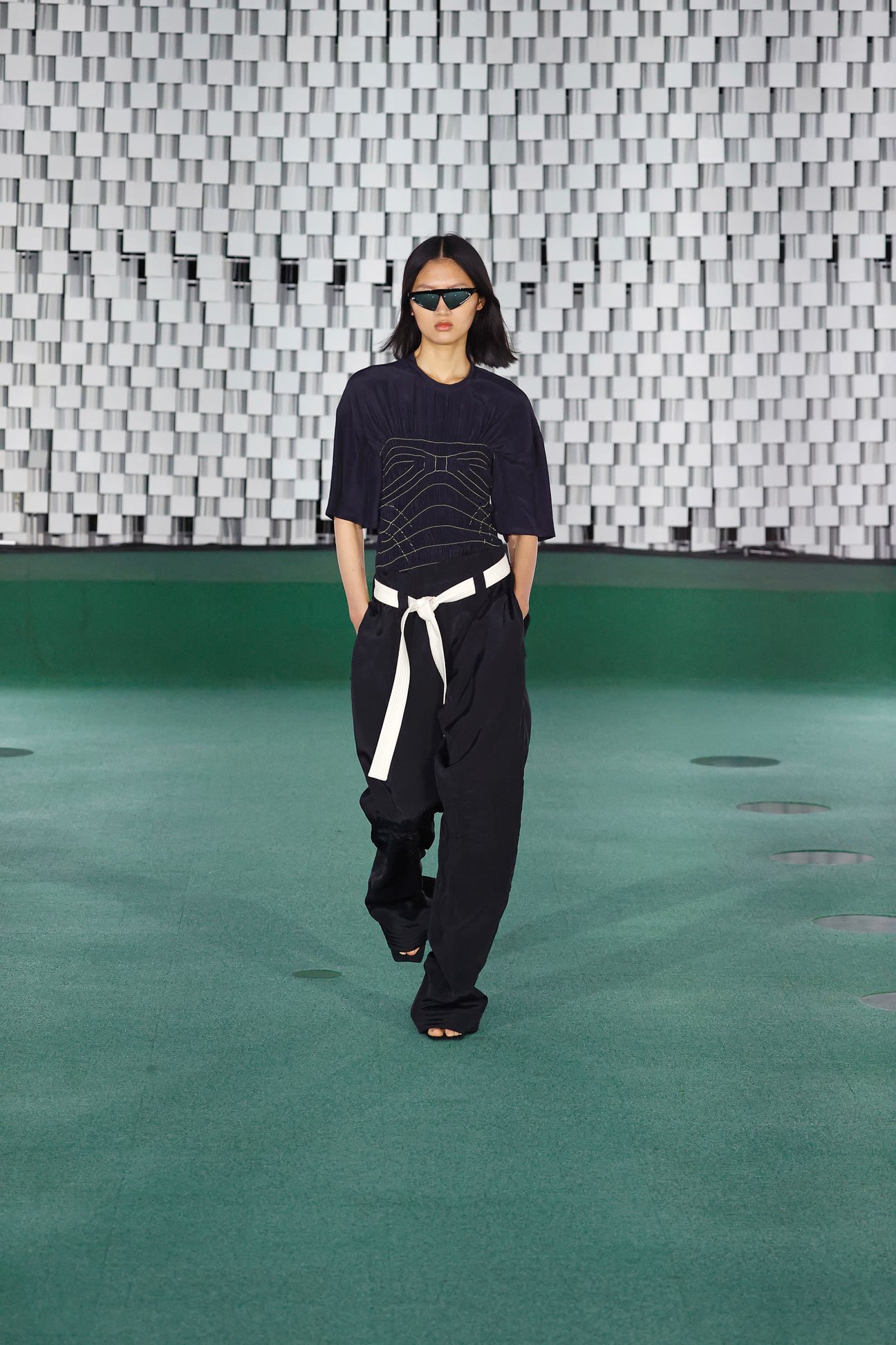 STELLA McCARTNEY 2022SS パリコレクション