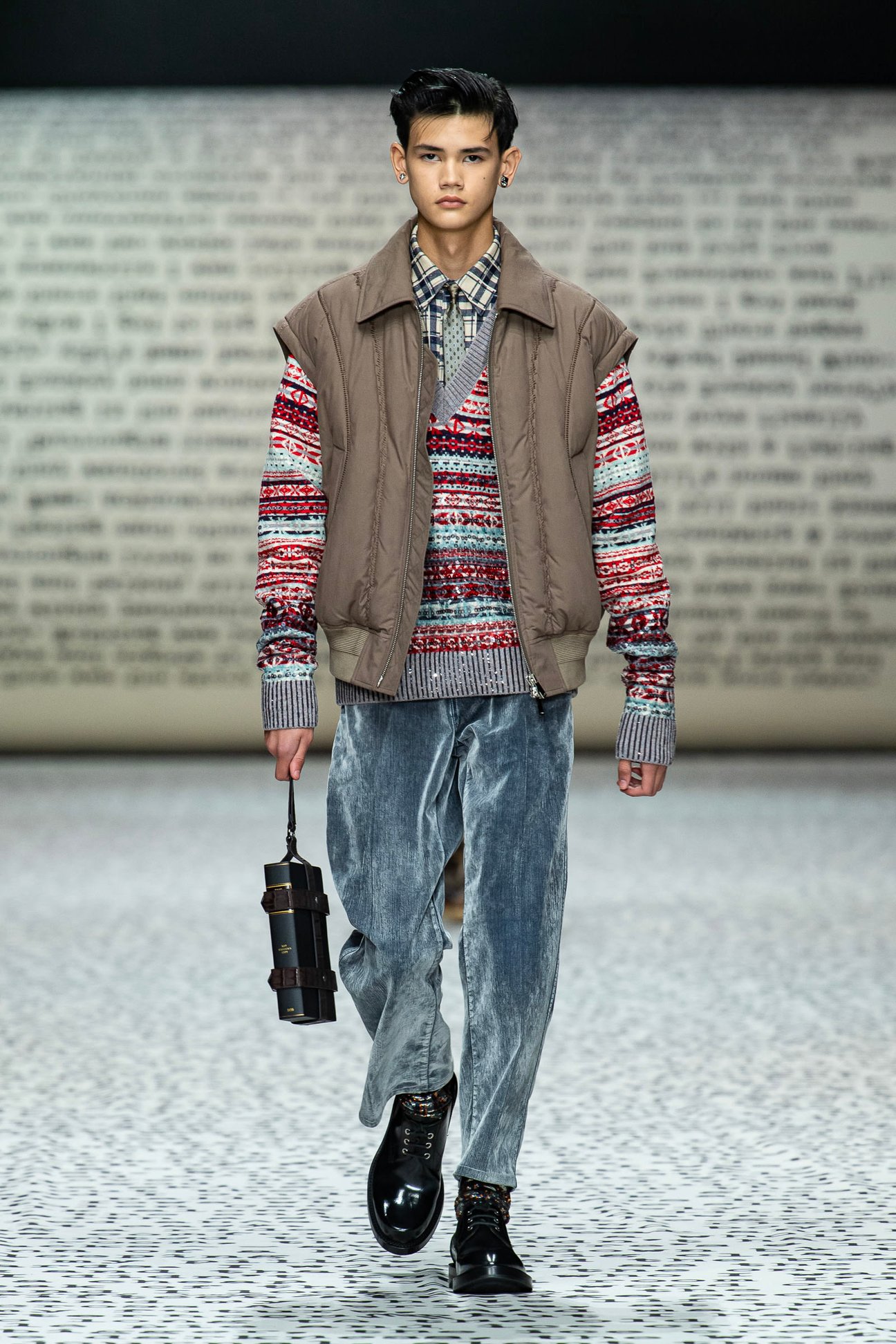 「ディオール(DIOR)」フォール2022メンズコレクション